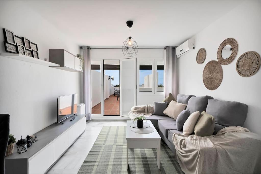 Duplex Con Vistas Al Mar, Piscina Y Gimnasio - Las Abejeras 226 Эстепона Экстерьер фото